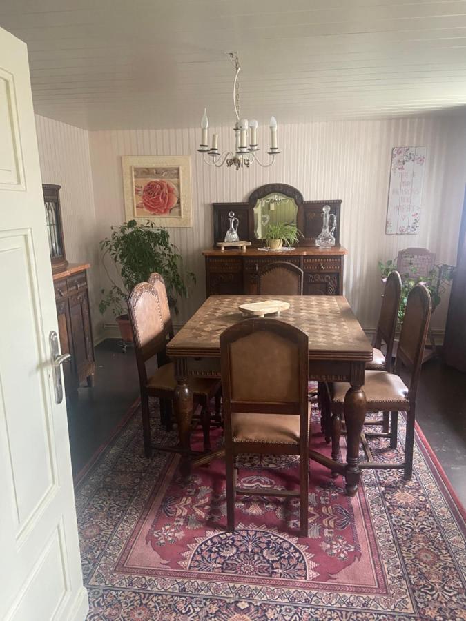 Zeitreise- Haus Mit 5 Schlafzimmern Diemelsee Exterior foto